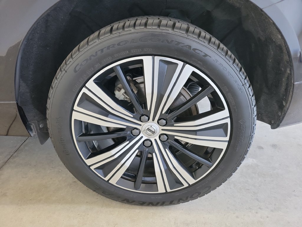 Used 2022 Volvo XC60 T8 Inscription w/ Advanced Package AWD/4WD image 16