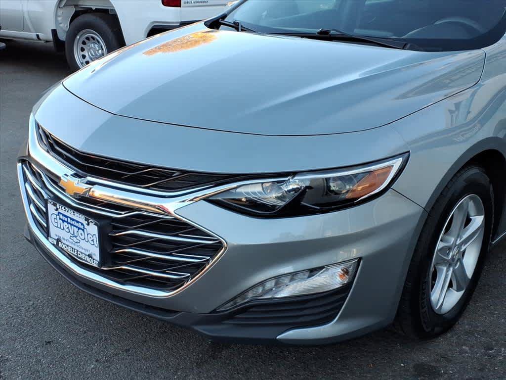 Used 2024 Chevrolet Malibu LT FWD image 7