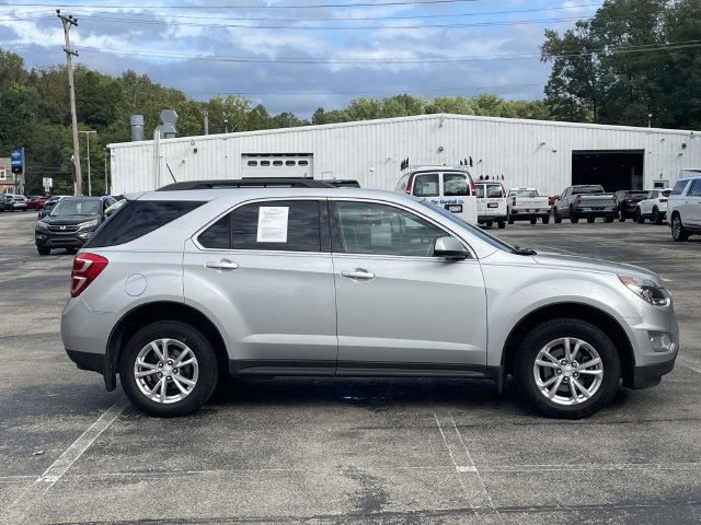 Used 2016 Chevrolet Equinox LT w/ Convenience Package AWD/4WD image 2