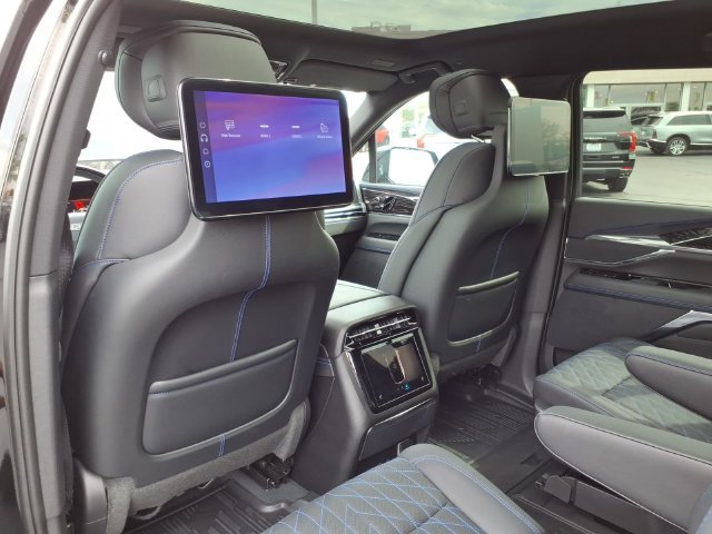 Certified 2026 Cadillac Escalade IQ Sport 1 w/ LPO, Floor Liner Package AWD/4WD image 14