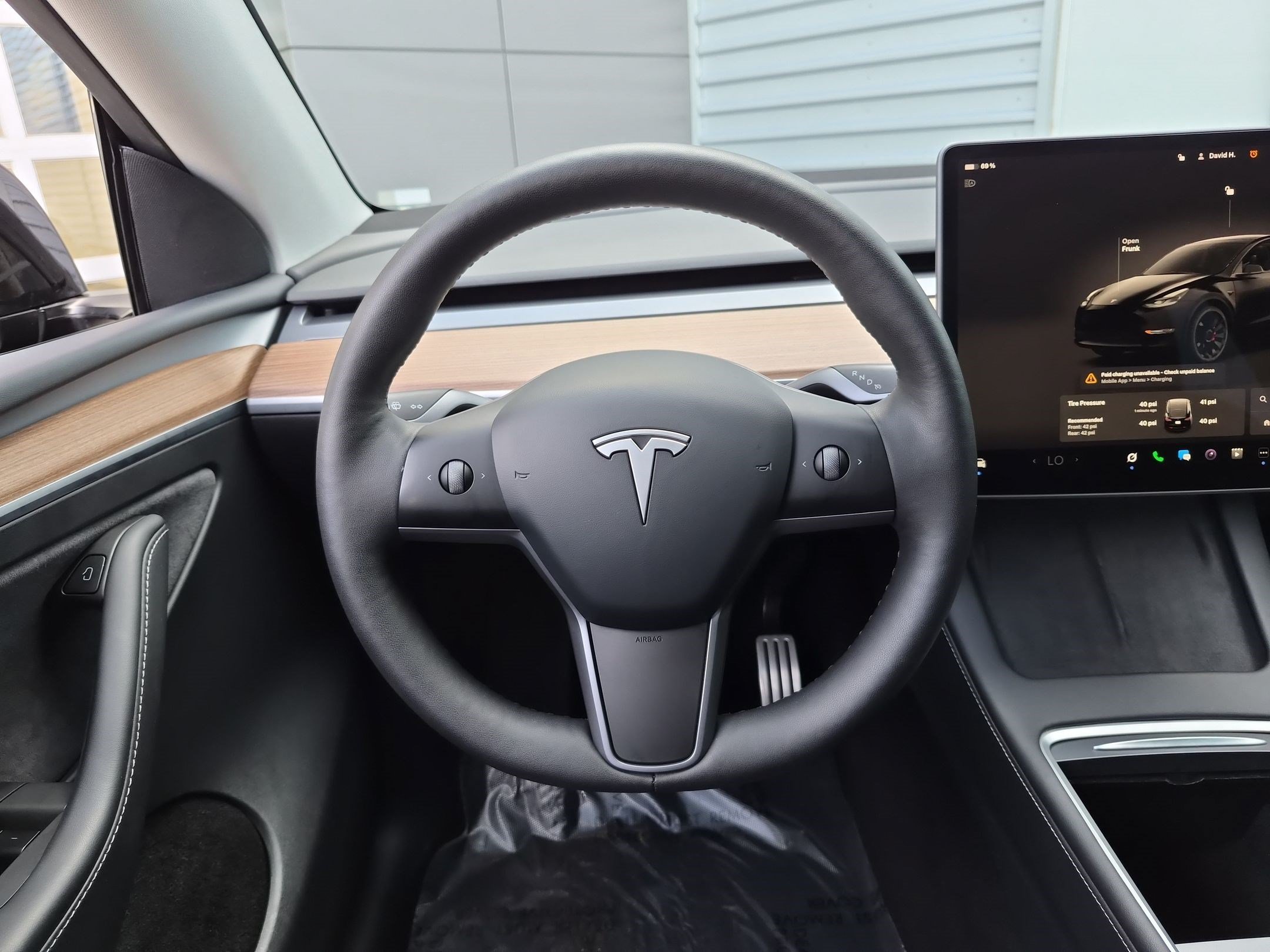 Used 2025 Tesla Model Y Performance AWD/4WD image 16