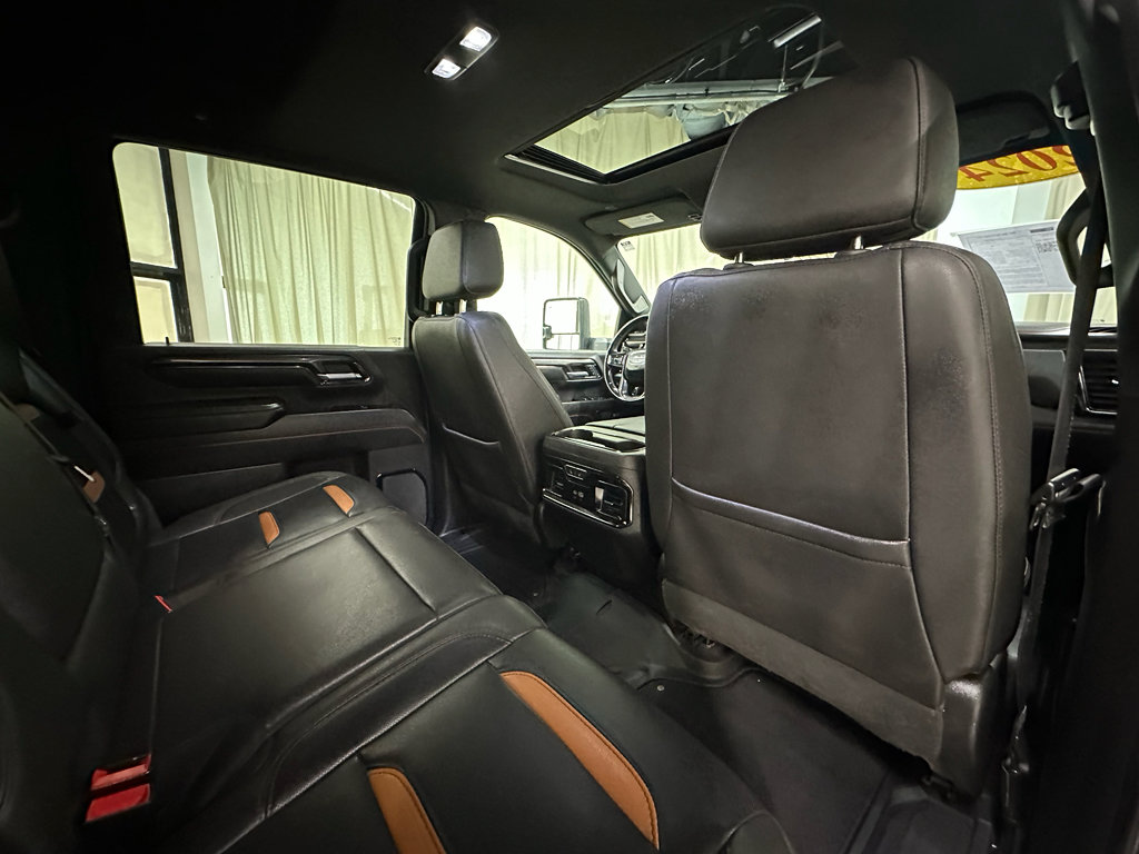Used 2024 GMC Sierra 2500 AT4 w/ AT4 Premium Plus Package AWD/4WD image 23