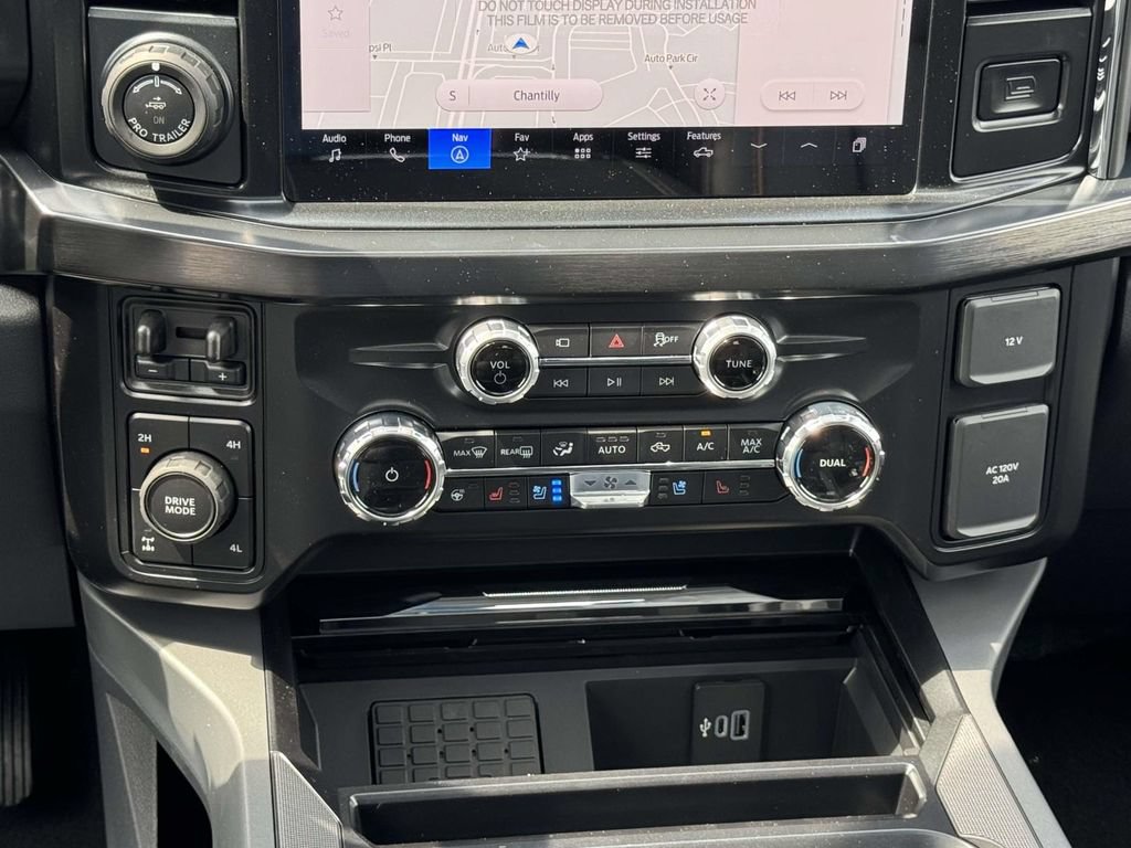 New 2026 Ford F250 Lariat w/ Lariat Ultimate Package AWD/4WD image 16