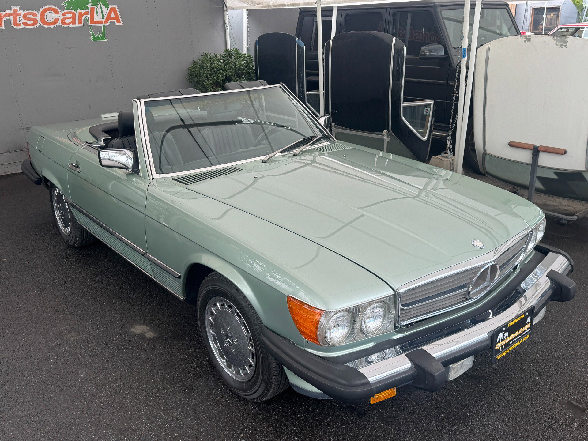 Used 1988 Mercedes-Benz 560 SL image 2