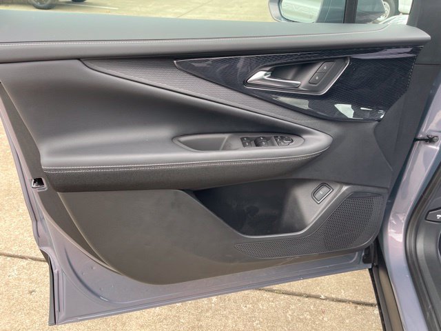 New 2026 Chevrolet Blazer EV LT FWD image 17