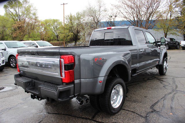 Used 2026 Ford F450 Platinum w/ Platinum Plus Package image 17