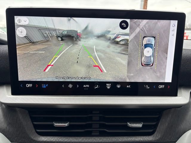 Used 2025 Ford Explorer Platinum w/ Ultimate Package image 17