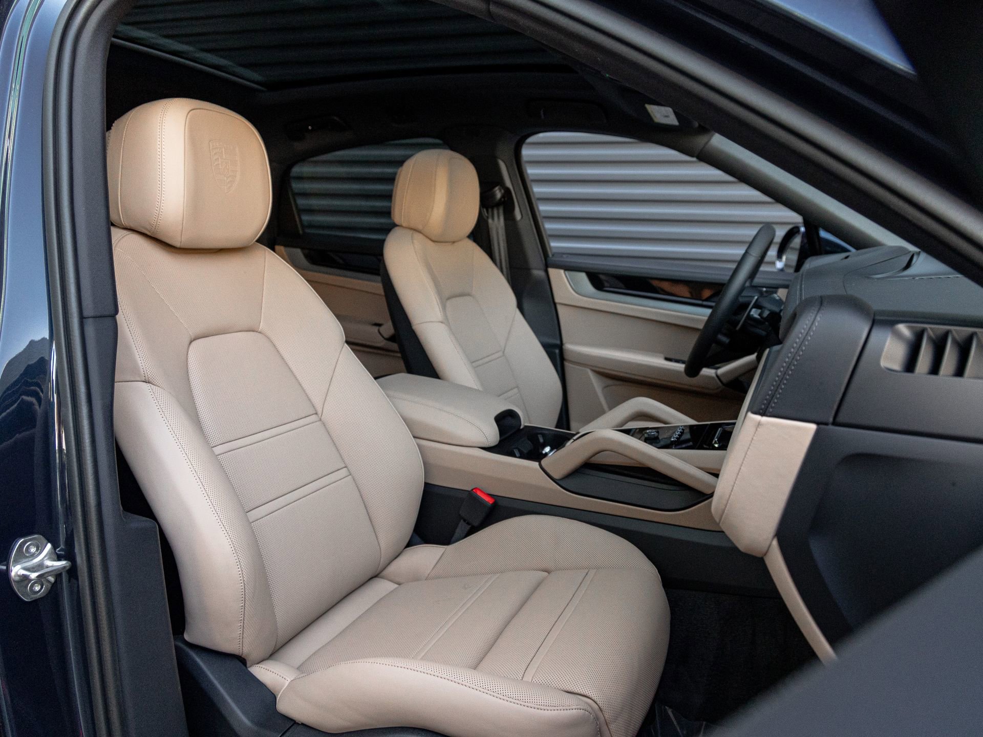 New 2026 Porsche Cayenne E-Hybrid Coupe image 38