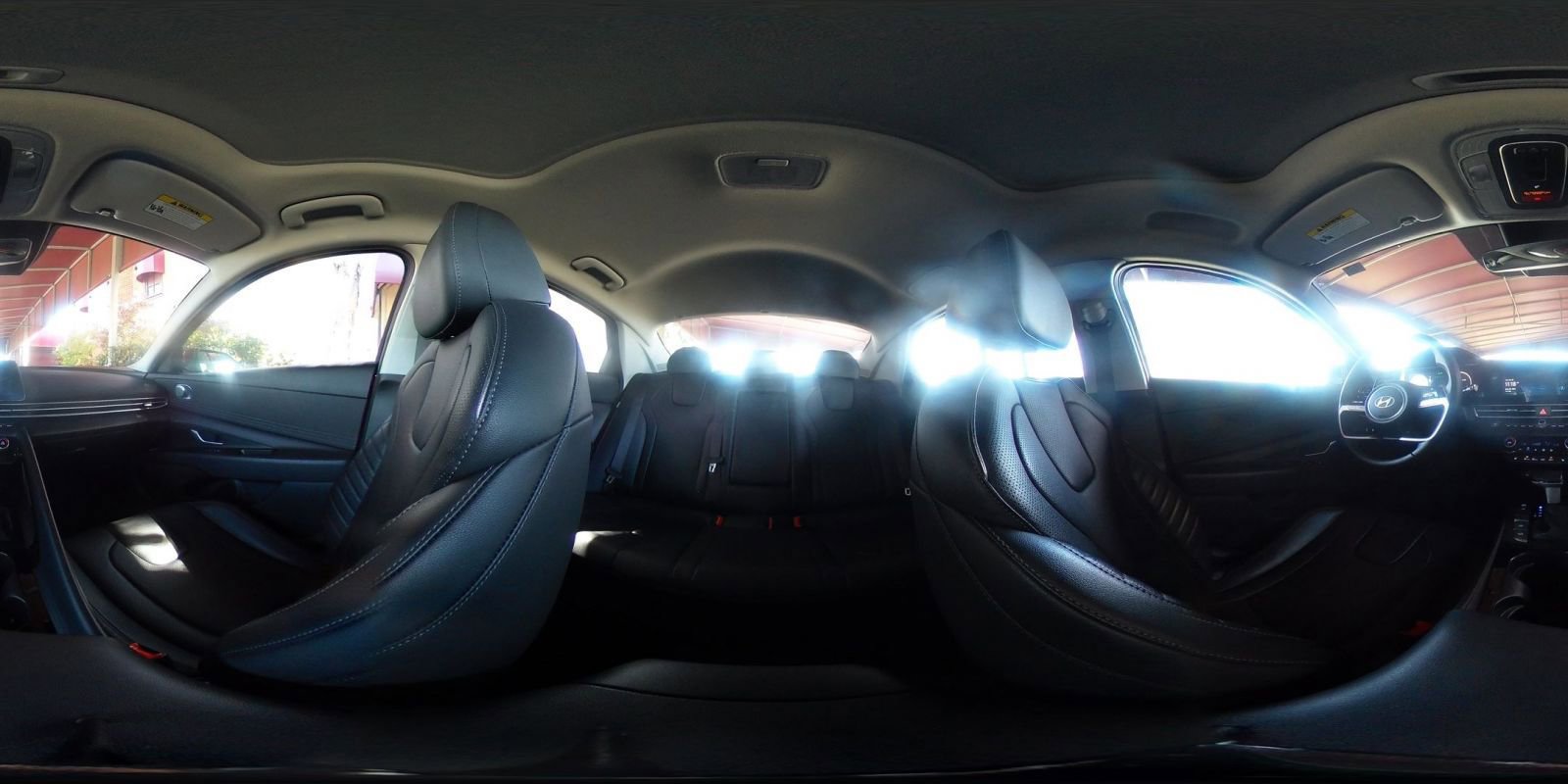 Used 2025 Hyundai Elantra Limited image 44