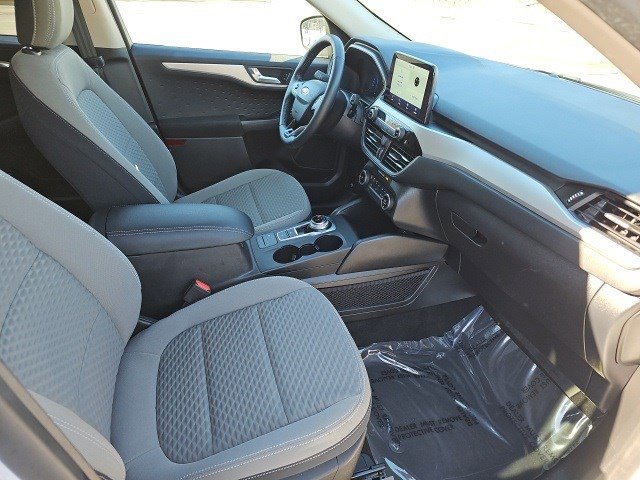 Used 2020 Ford Escape SE Sport image 11