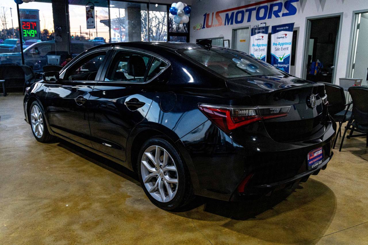 Used 2020 Acura ILX Sedan image 4