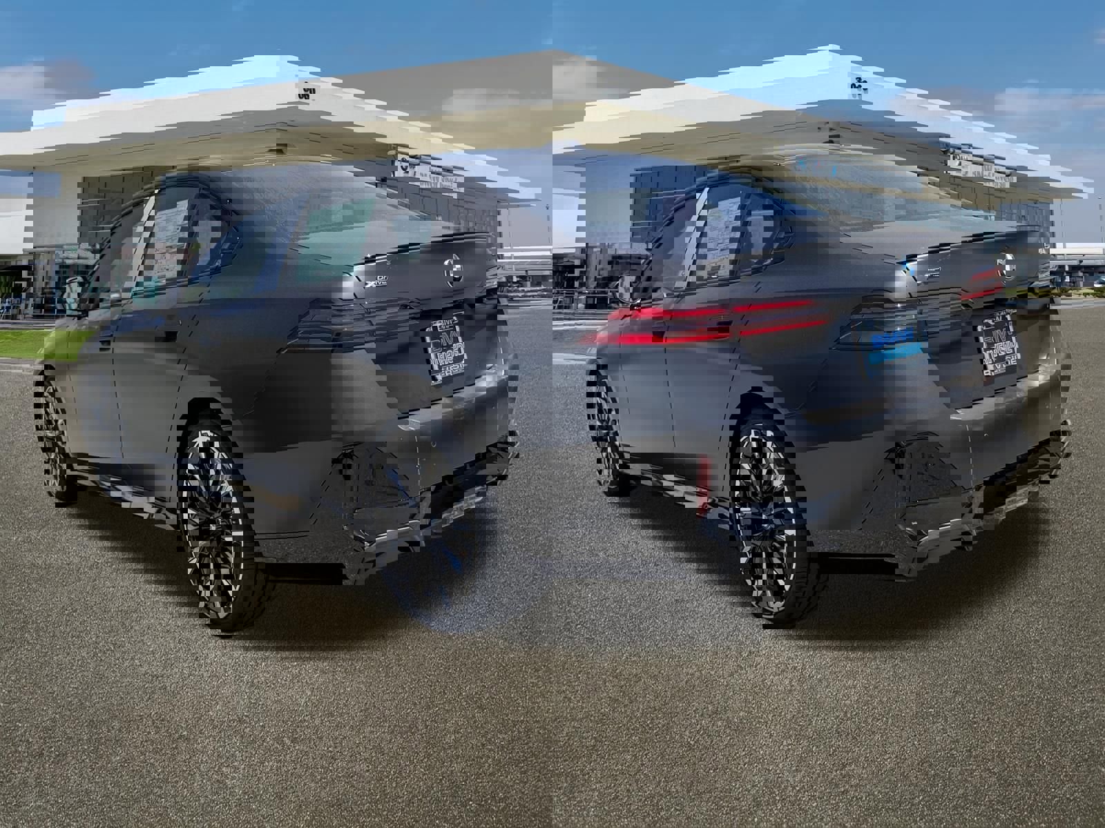 New 2026 BMW 540i xDrive AWD/4WD image 7