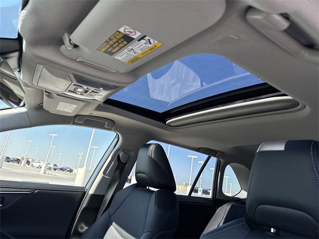 Used 2023 Toyota RAV4 Limited image 22