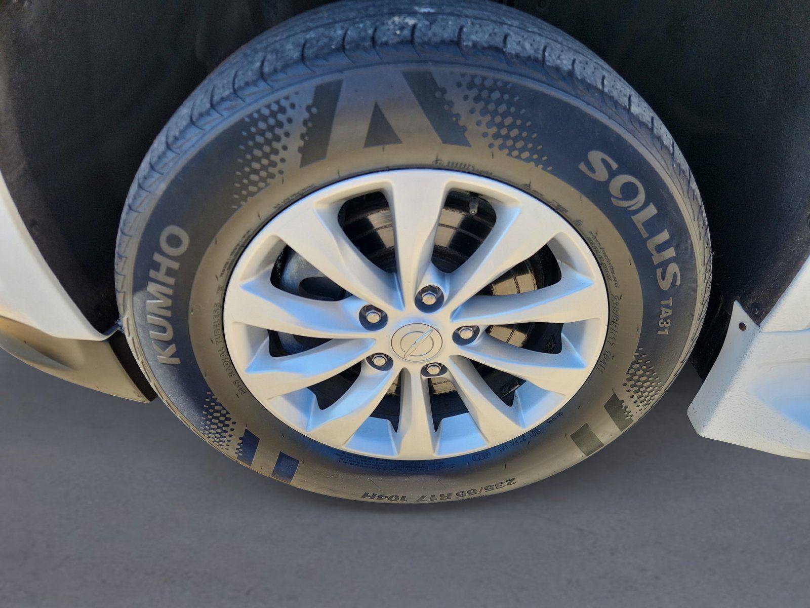 Used 2018 Chrysler Pacifica Touring-L Plus FWD image 9