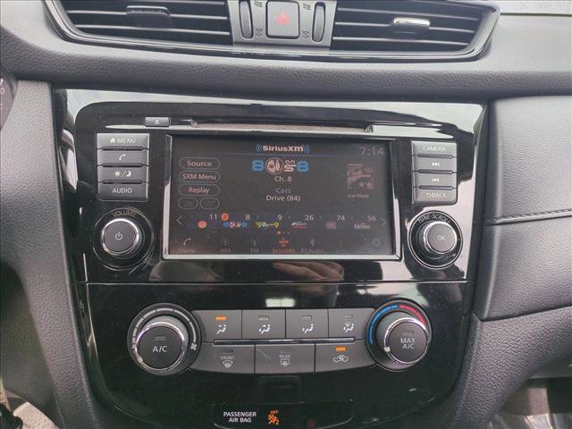 Used 2018 Nissan Rogue S image 14