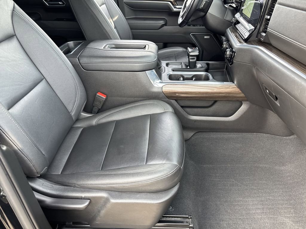 Used 2022 Chevrolet Silverado 1500 LT Trail Boss w/ LT Trail Boss Premium Package image 28