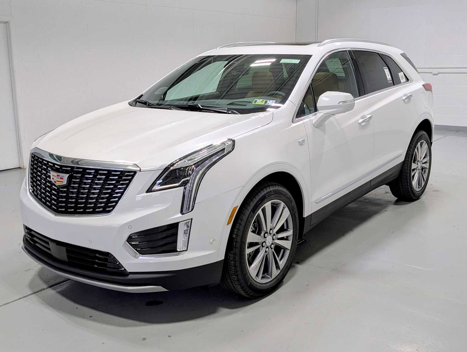 New 2026 Cadillac XT5 Premium Luxury w/ Driver Assist Package AWD/4WD image 1