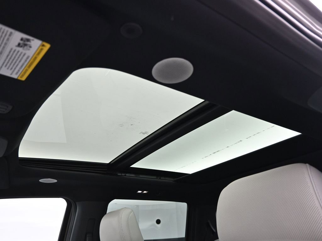 Certified 2022 Ford F150 Lightning Platinum image 11