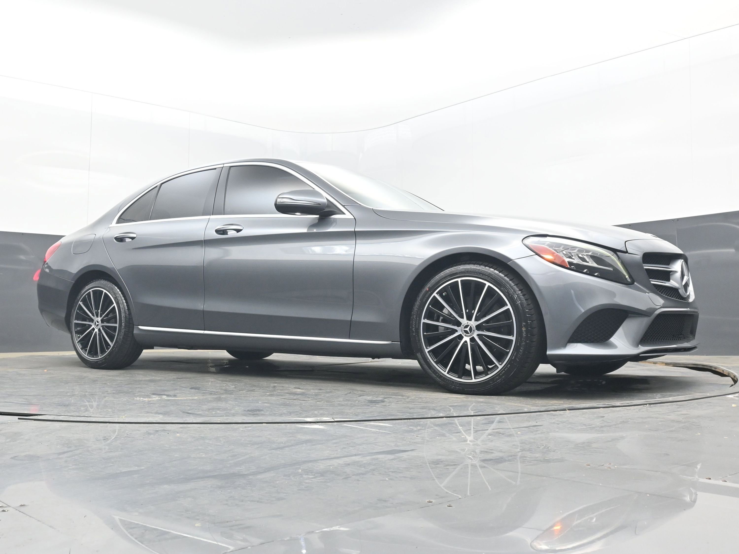 Used 2021 Mercedes-Benz C 300 Sedan w/ Premium Package image 21
