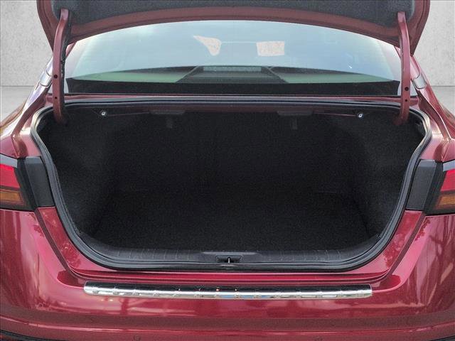 Used 2020 Nissan Altima 2.5 SR FWD image 6