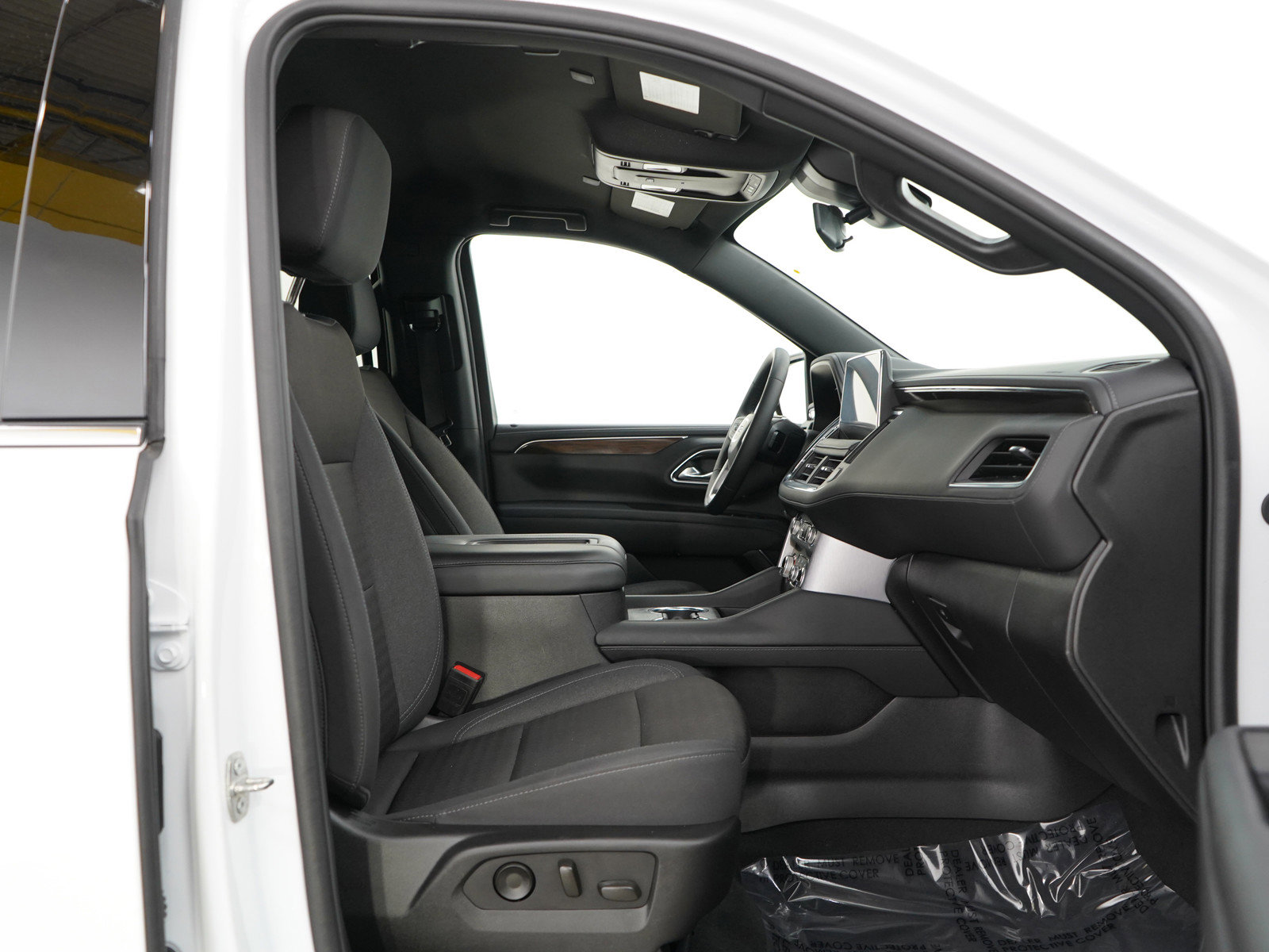 Used 2024 GMC Yukon SLE image 10