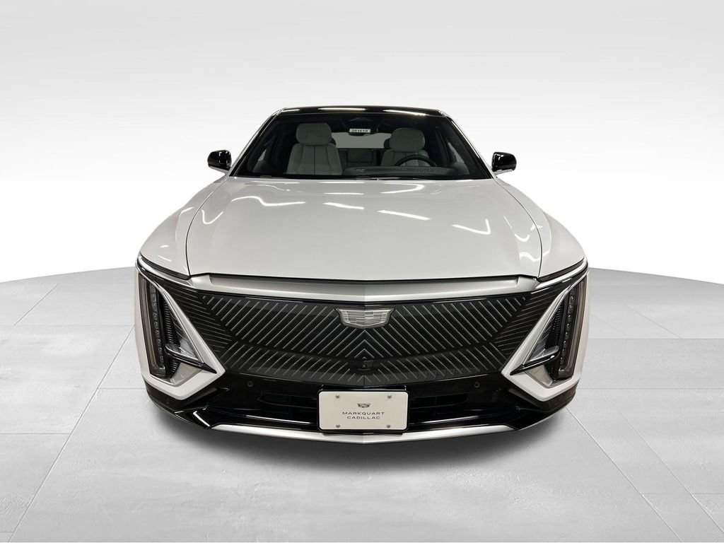 New 2026 Cadillac Lyriq Luxury AWD/4WD image 3