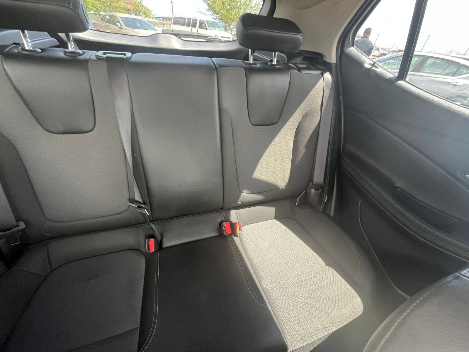 Used 2025 Buick Encore GX Preferred FWD image 34