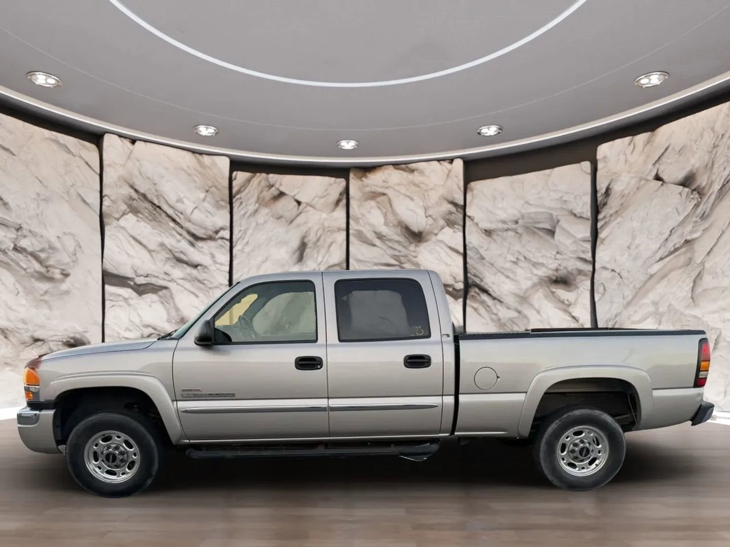 Used 2005 GMC Sierra 2500 SLT w/ Heavy-Duty Power Package RWD image 5