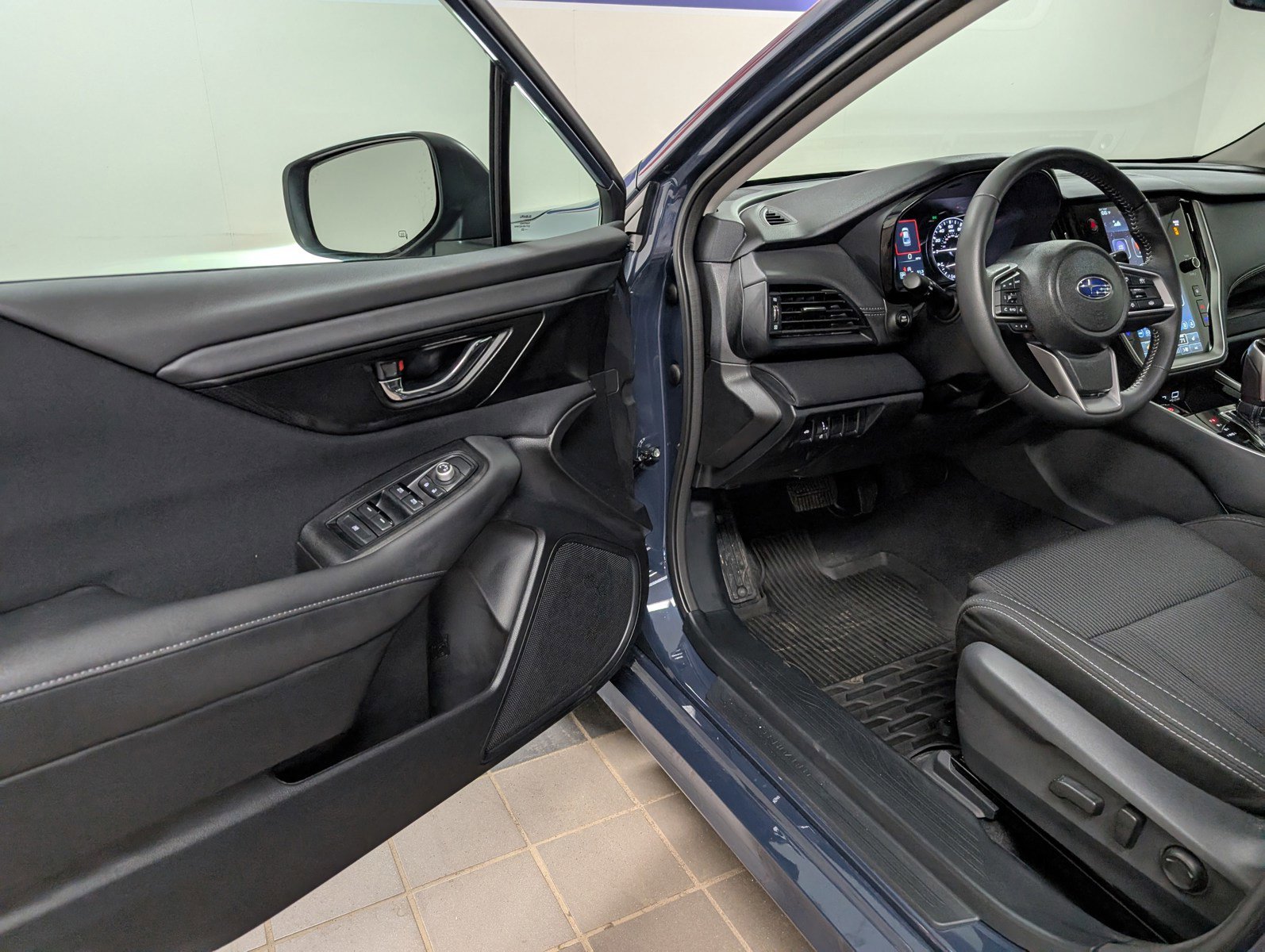 Used 2025 Subaru Legacy Premium image 25