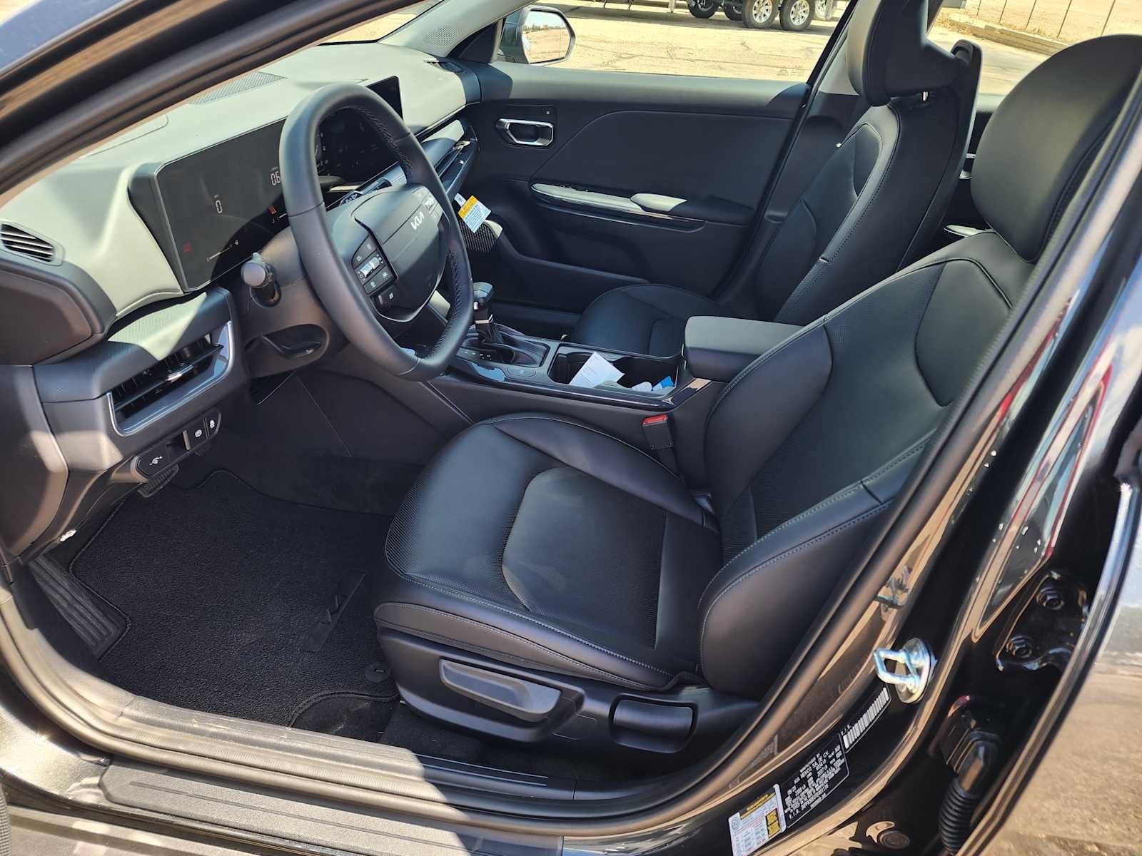 New 2026 Kia K4 EX FWD image 13