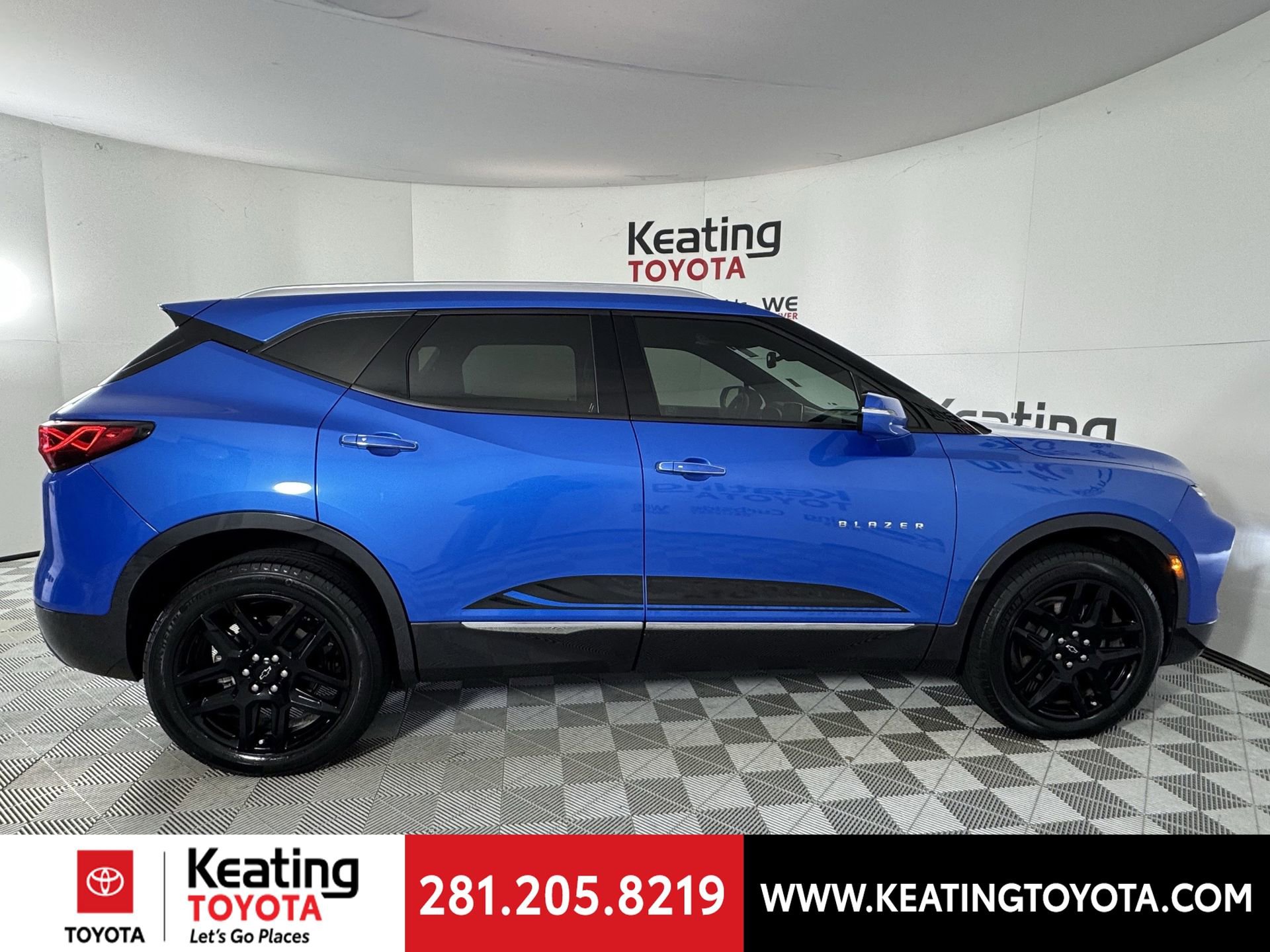 Used 2024 Chevrolet Blazer Premier w/ Enhanced Convenience Package image 3