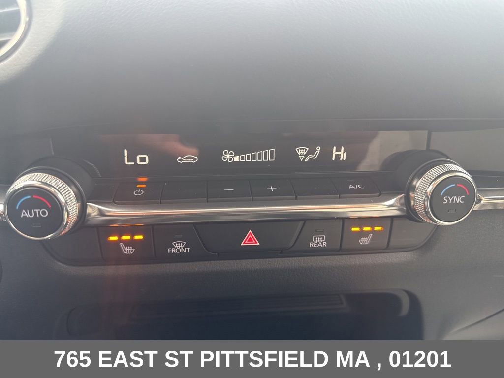 Used 2023 MAZDA CX-30 AWD 2.5 S w/ Premium Package image 12