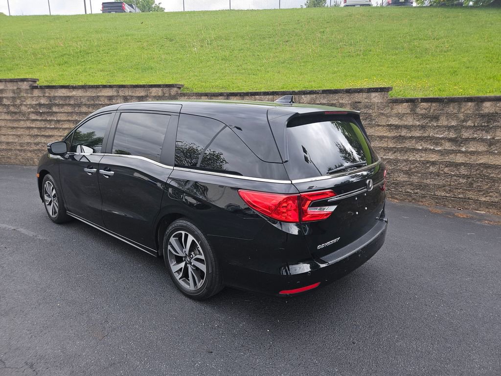 Used 2023 Honda Odyssey Touring image 6