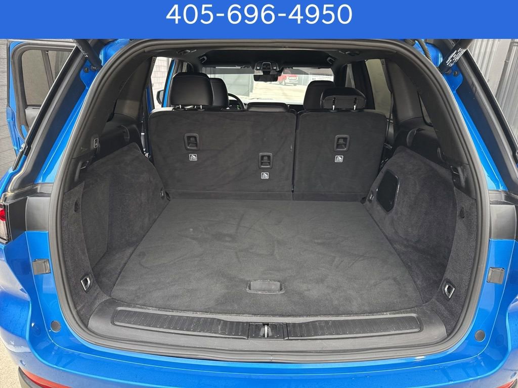 Used 2022 Jeep Grand Cherokee Trailhawk w/ Luxury Tech Group III image 18