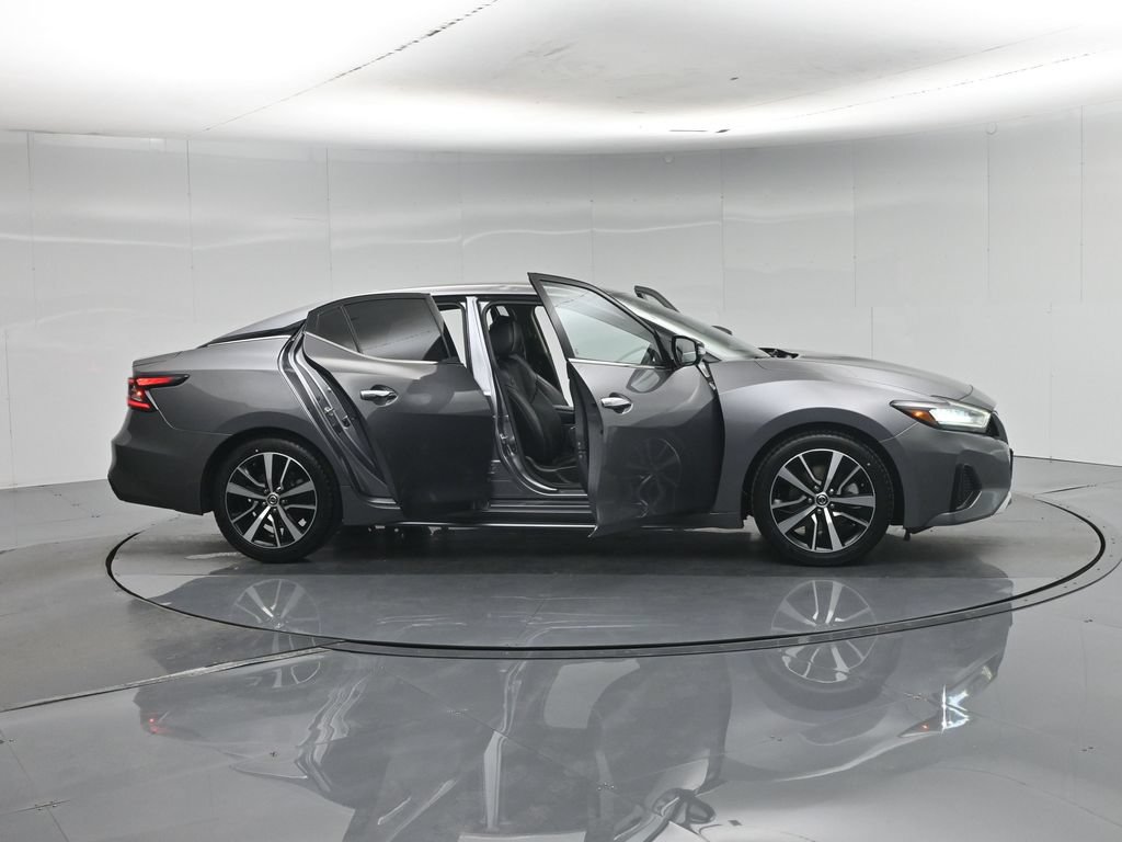 Used 2021 Nissan Maxima 3.5 SV w/ Floor Mat Group FWD image 5