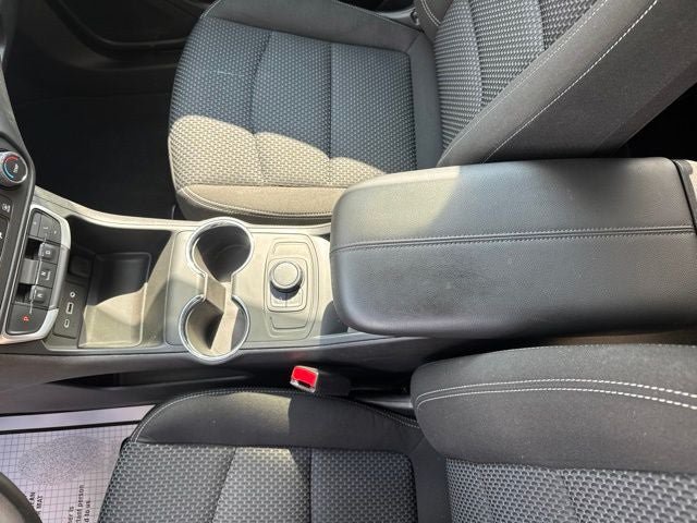 Used 2023 GMC Terrain SLE AWD/4WD image 13