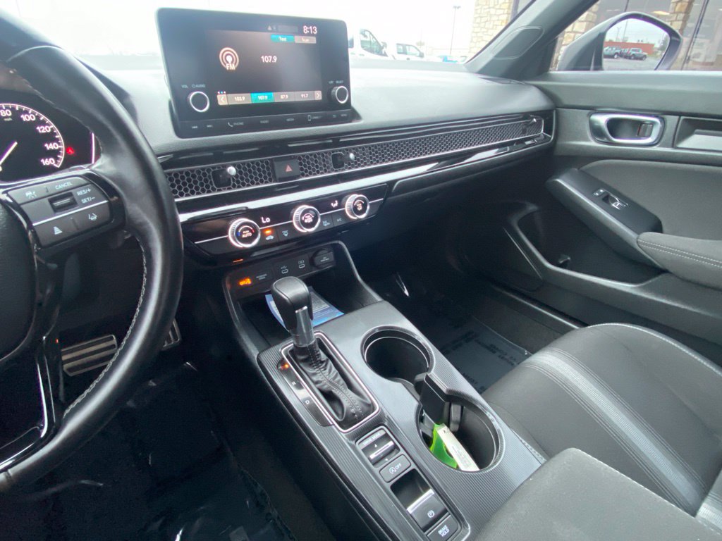 Used 2025 Honda Civic Sport image 28