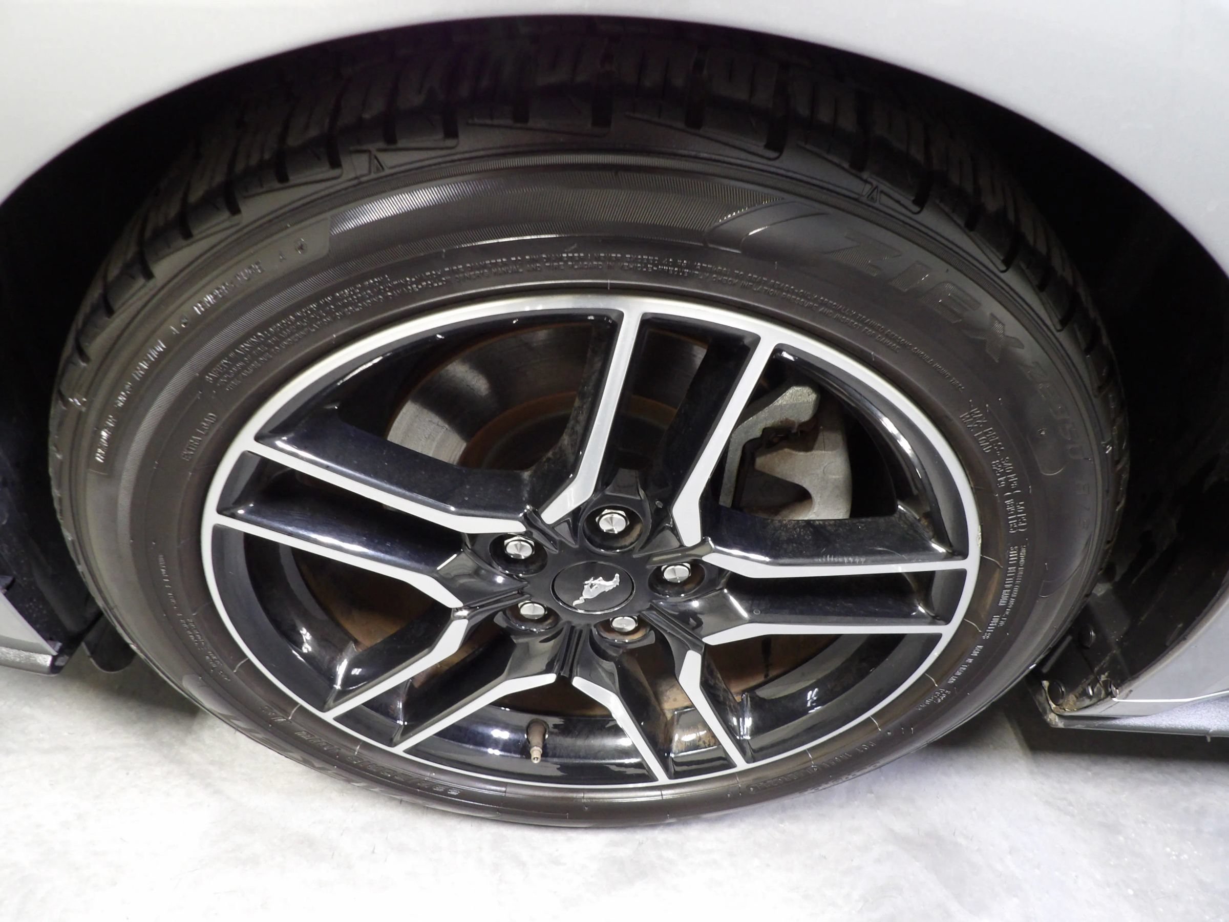 Used 2022 Ford Mustang Premium RWD image 28