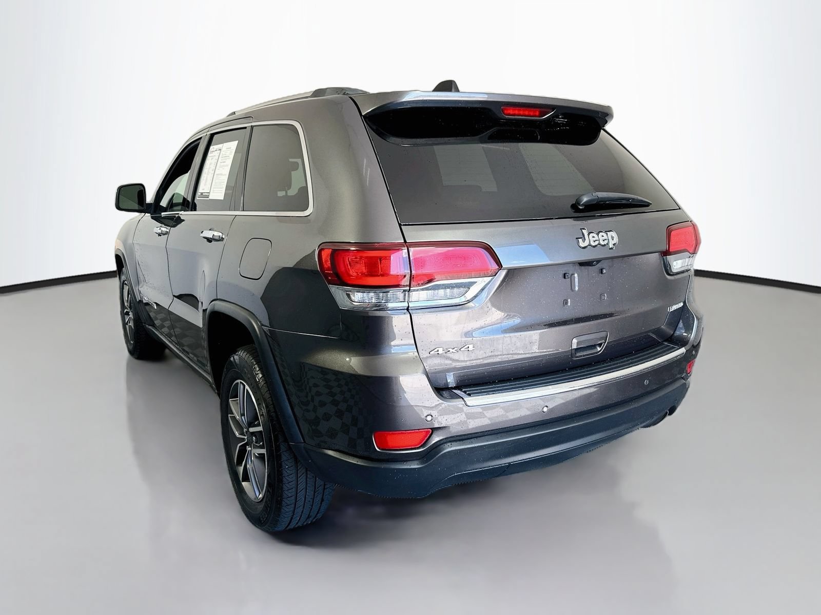 Used 2021 Jeep Grand Cherokee Limited AWD/4WD image 5