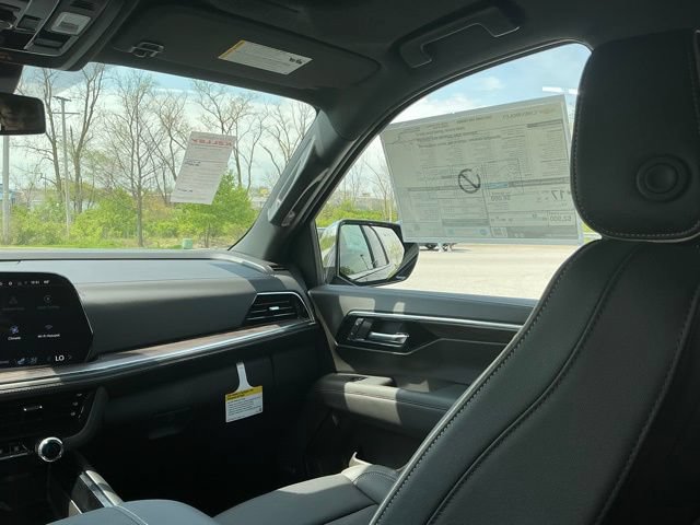 New 2026 Chevrolet Tahoe Premier w/ Sun And Tow Package AWD/4WD image 28
