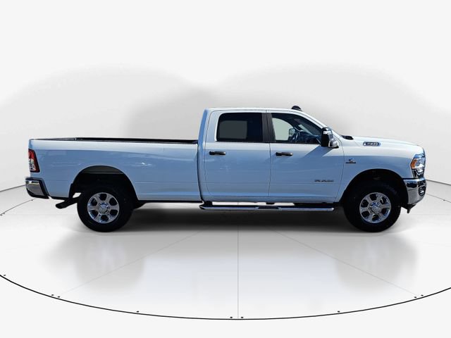 Used 2024 RAM 3500 Big Horn AWD/4WD image 3