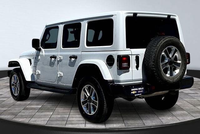 Used 2022 Jeep Wrangler Unlimited Sahara w/ Cold Weather Group AWD/4WD image 5