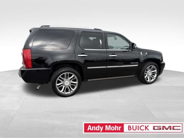 Used 2012 Cadillac Escalade Platinum AWD/4WD image 12