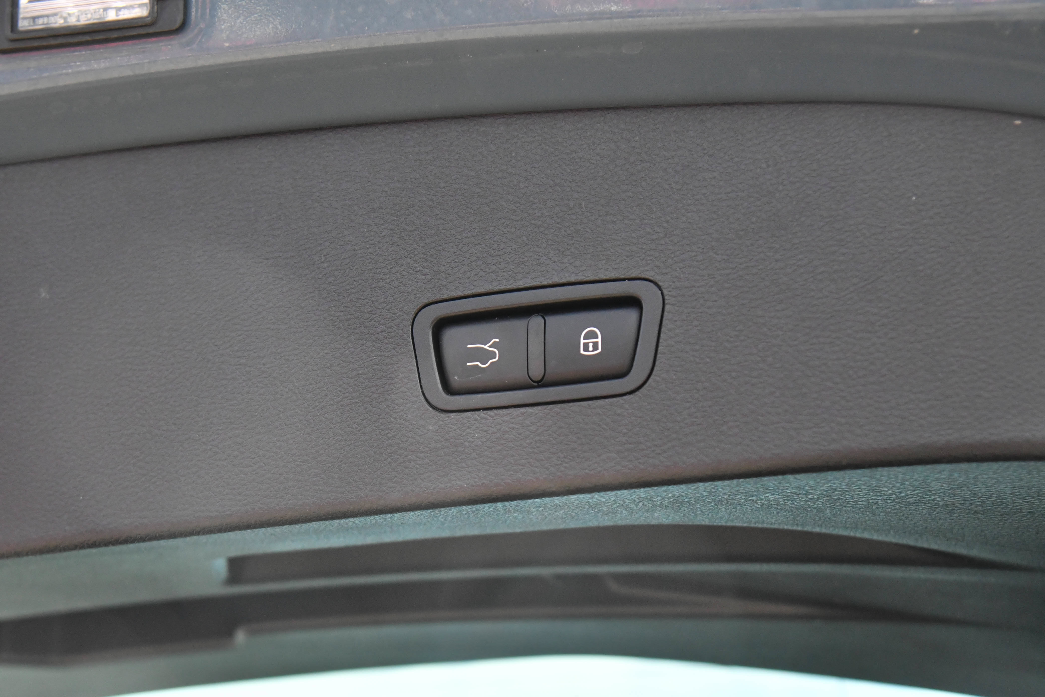 Used 2024 Dodge Hornet R/T Plus AWD/4WD image 46