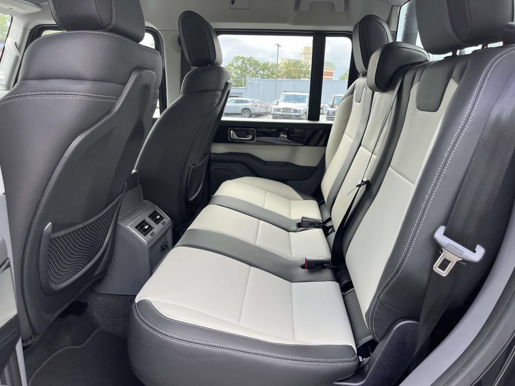 New 2026 INEOS Grenadier Quartermaster AWD/4WD image 6