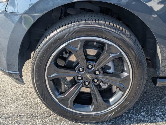 Used 2023 Ford Expedition Limited RWD image 23
