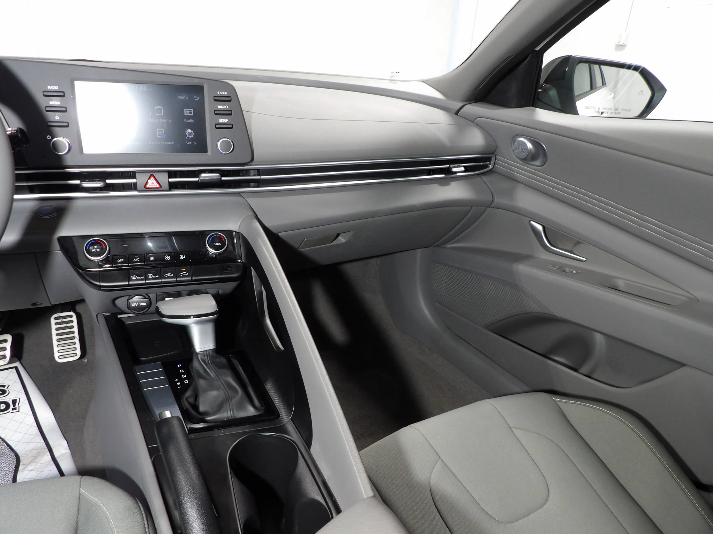 Used 2026 Hyundai Elantra Sport FWD image 12