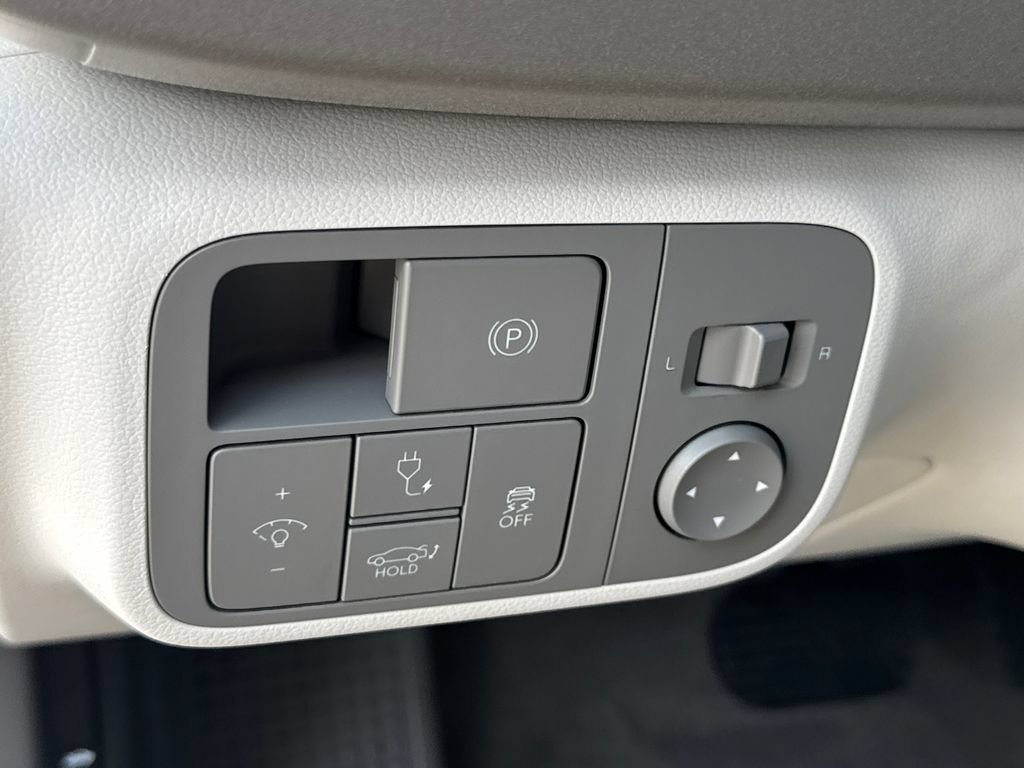 Used 2024 Hyundai Ioniq 6 SEL RWD image 29