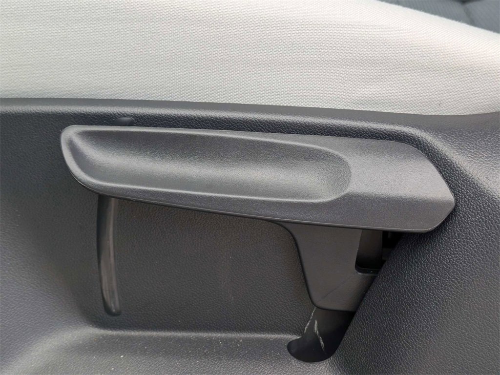 Used 2025 Volkswagen Taos S image 26