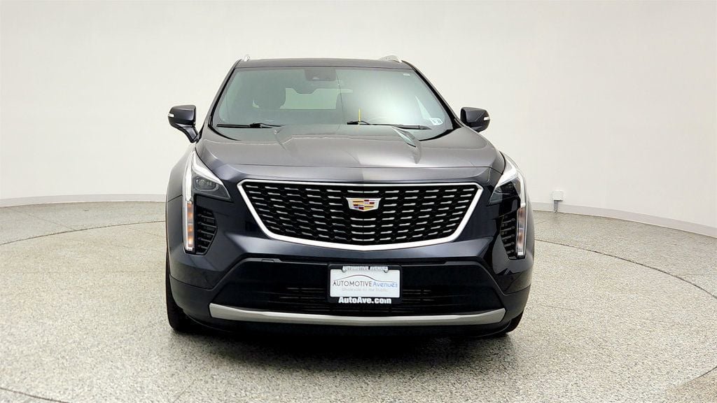 Used 2023 Cadillac XT4 Premium Luxury w/ Cold Weather Package AWD/4WD image 2